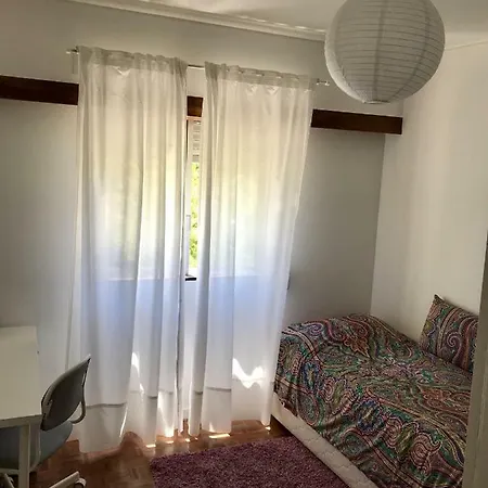 Appartamento Carcavelos, 3 Bedroom Near Beach In Cascais *